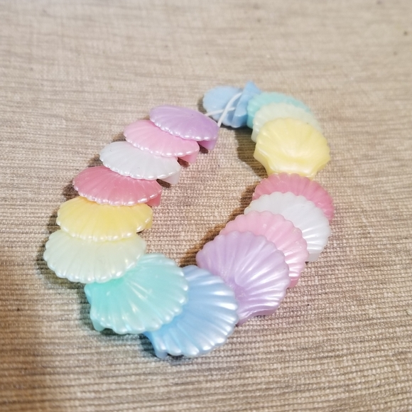 Nostalgic Pastel 90's shell play Bracelet